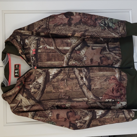 Under Armour Women Camo Hooded Jacket - Picture 1 of 6
